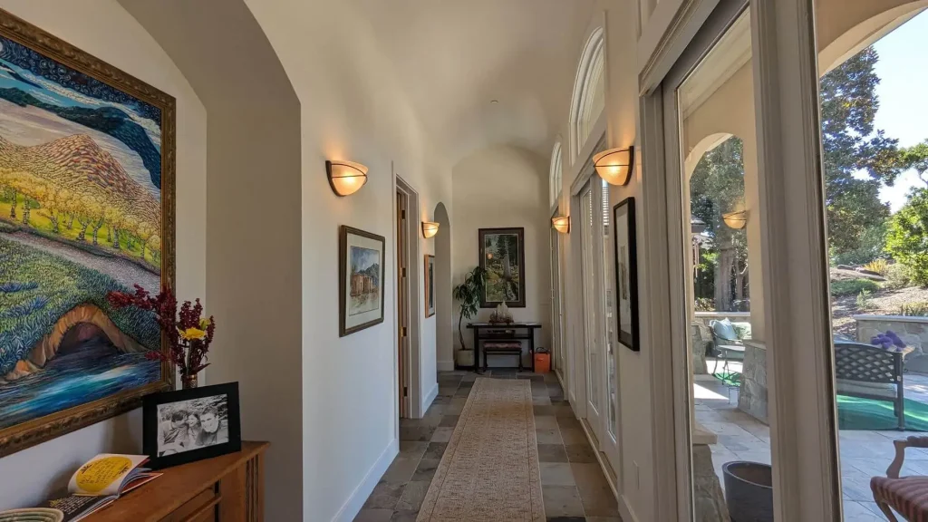 Ivory Lace SW 7013 Fountaingrove Santa Rosa Interior hallway